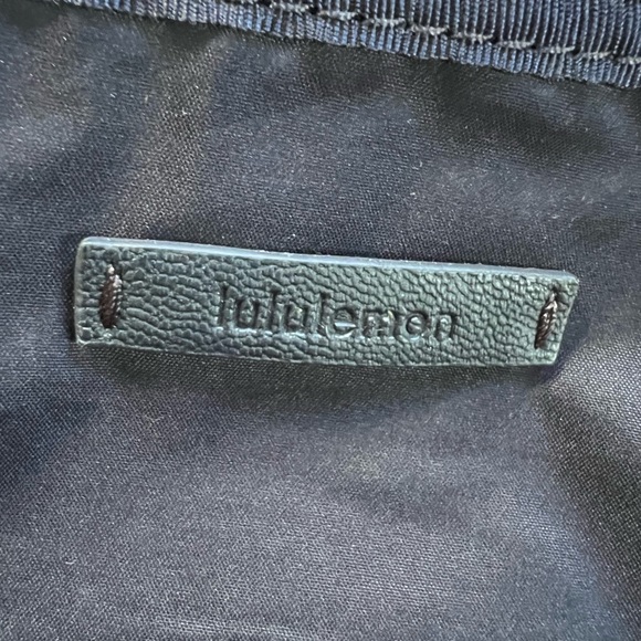 Lululemon Yoga Workout Bag - Picture 8 of 9